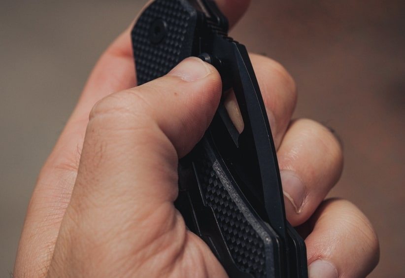 What is a Switchblade Knife Learning the Mechanics and Legality