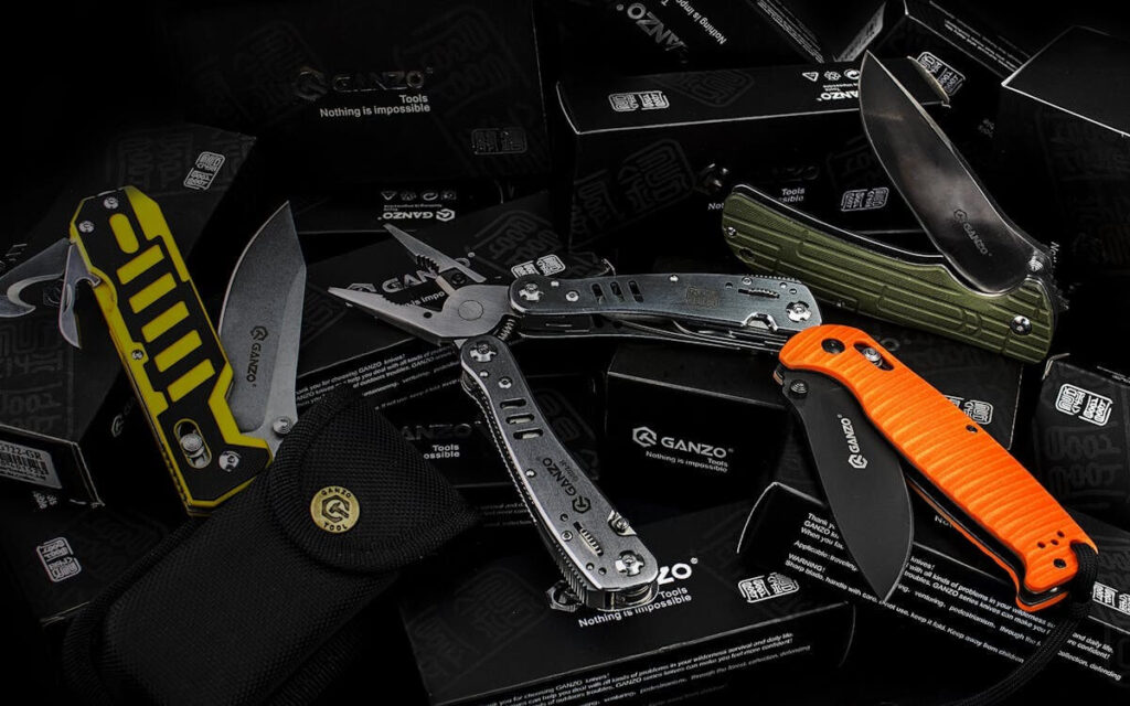 What Does Wholesale Mean for Pocket Knives