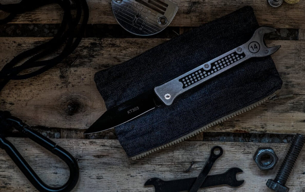 How to Choose Wholesaler for Pocket Knives